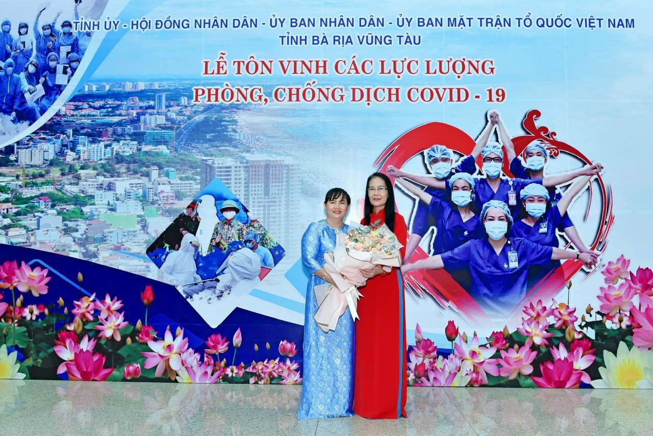 doanh-nhan-ng-nam-phuong-1652697541.jpg