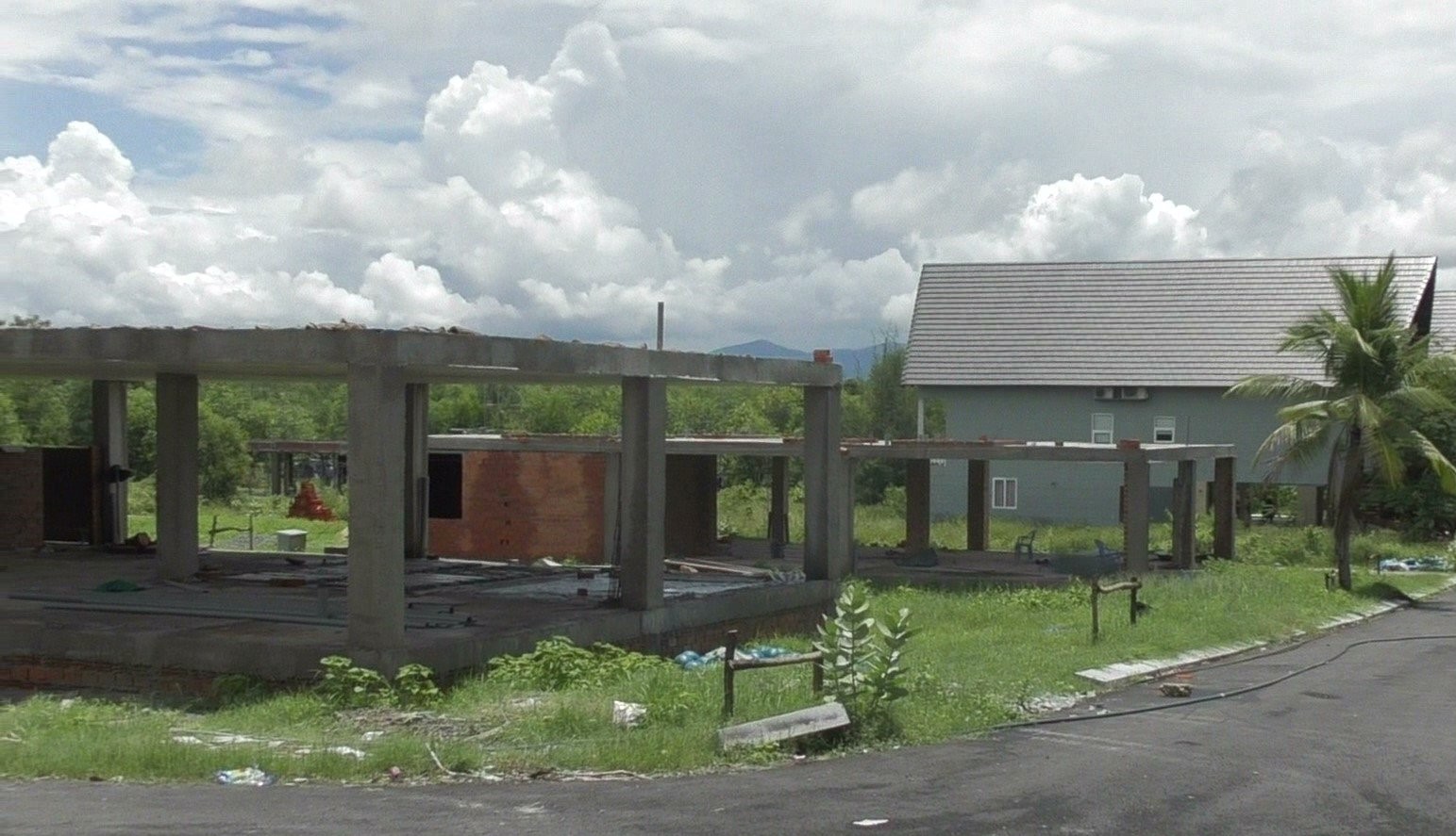 gan-100-biet-thu-xay-chui-tai-du-an-irelax-bangkok-villa-binh-chau-4-1657277318.jpeg