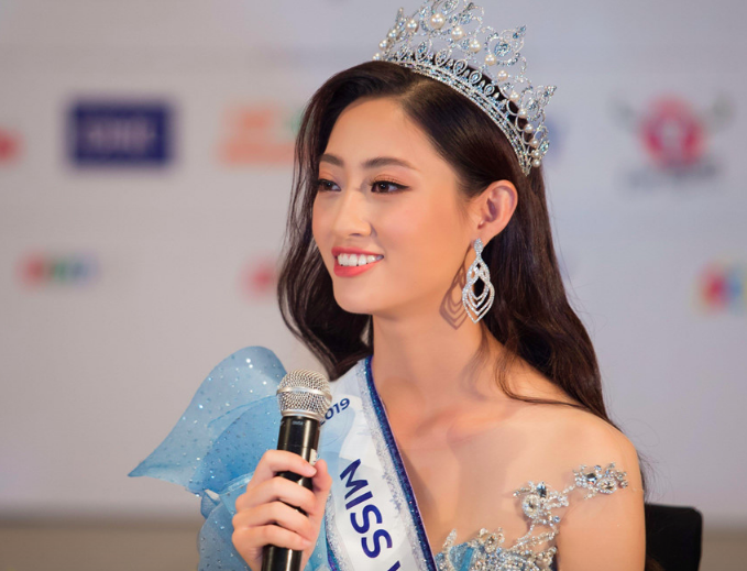 luong-thuy-linh4-1684558062.jpg