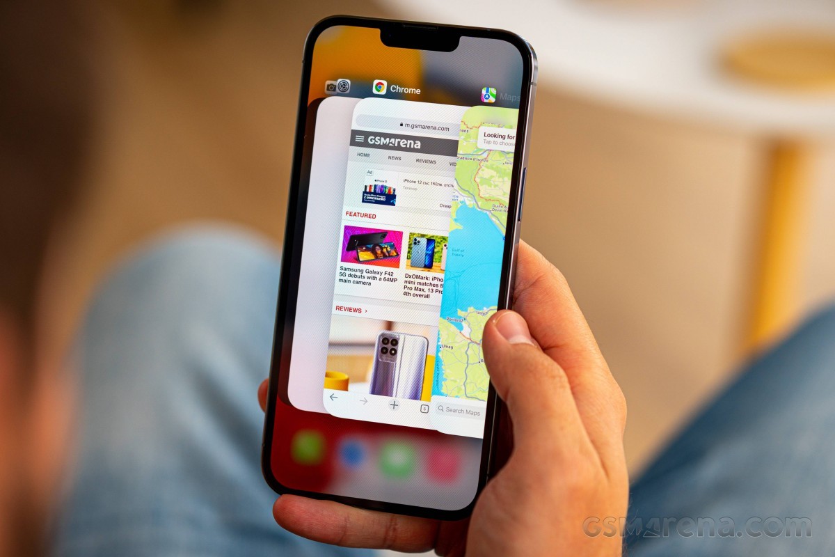 iphone-4-1684810526.jpg