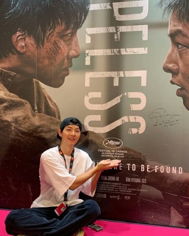 song-joong-ki-4-1684812698.jpg