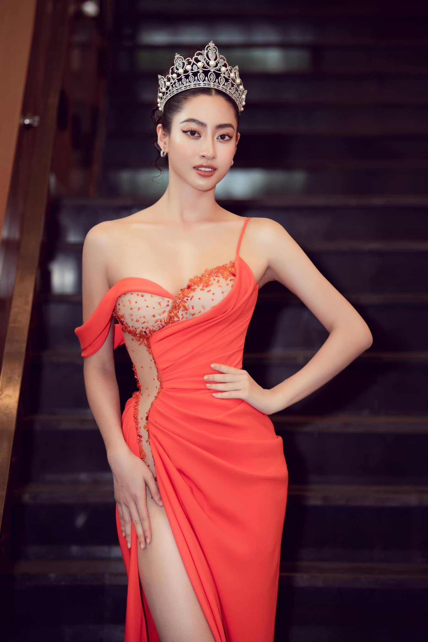 luong-thuy-linh-4-1684903387.jpg