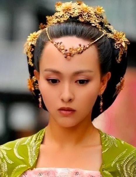 sao-nu-hoa-ngu-hoi-dau-56-1685078393.jpg