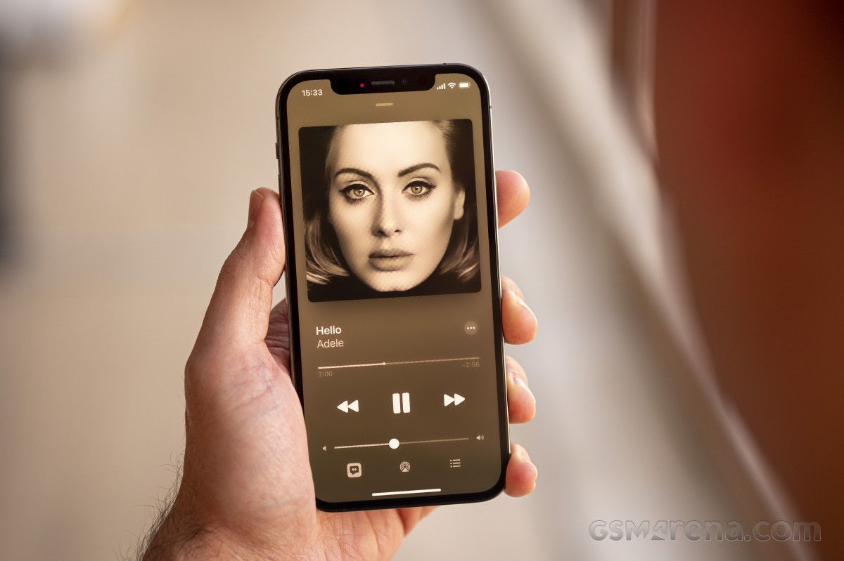 iphone-12-1685172550.jpg