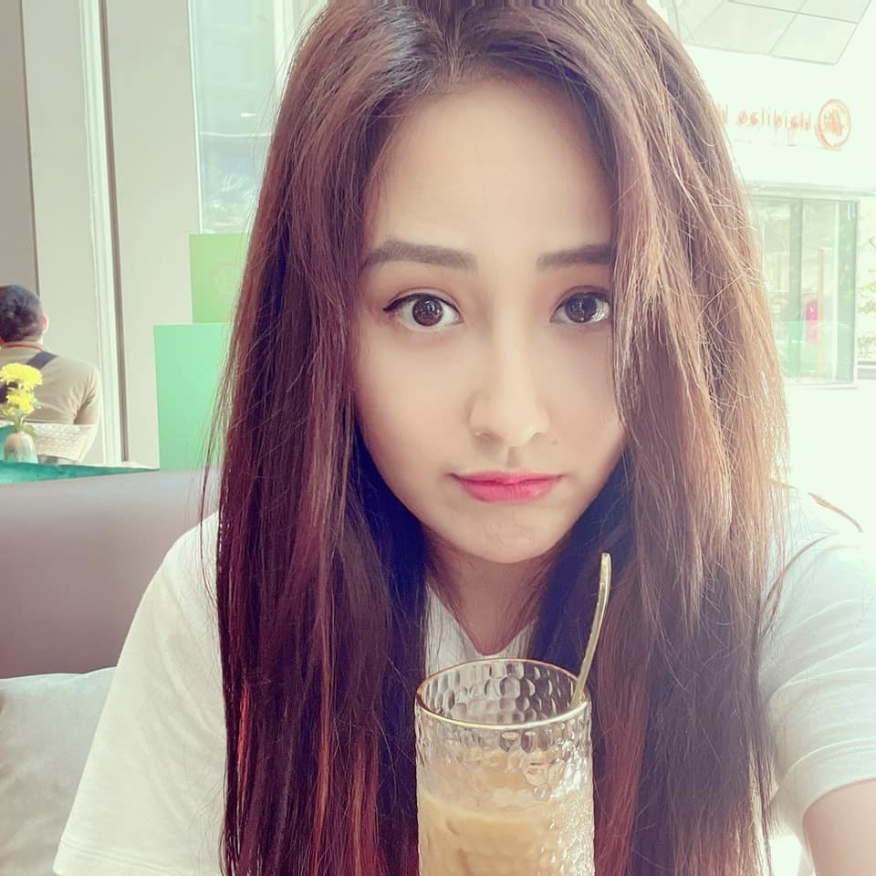 mai phuong thuy. jpg