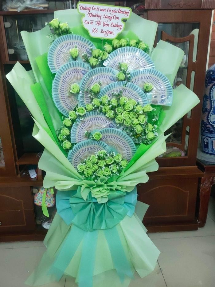 rffxu23wo80kjw1f-1685424584.jpg