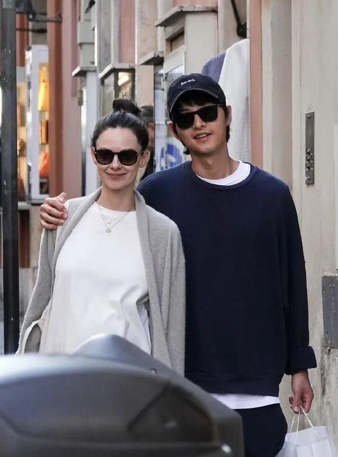 song-joong-ki3-1685419062.jpg