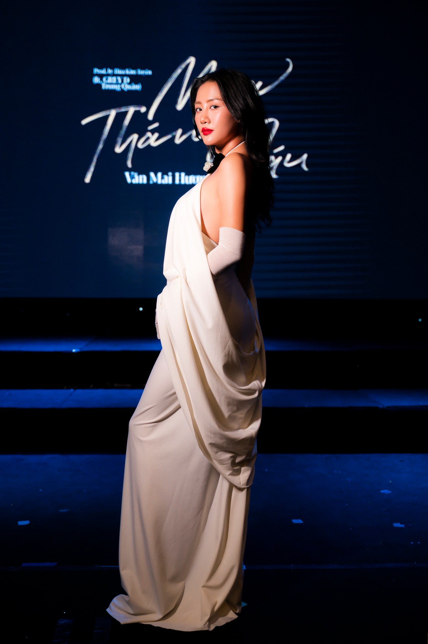 van-mai-huong6-1685414263.jpg