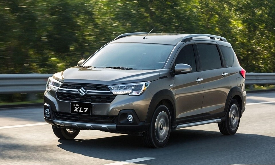 suzuki-xl7-4-1685505454.jpg
