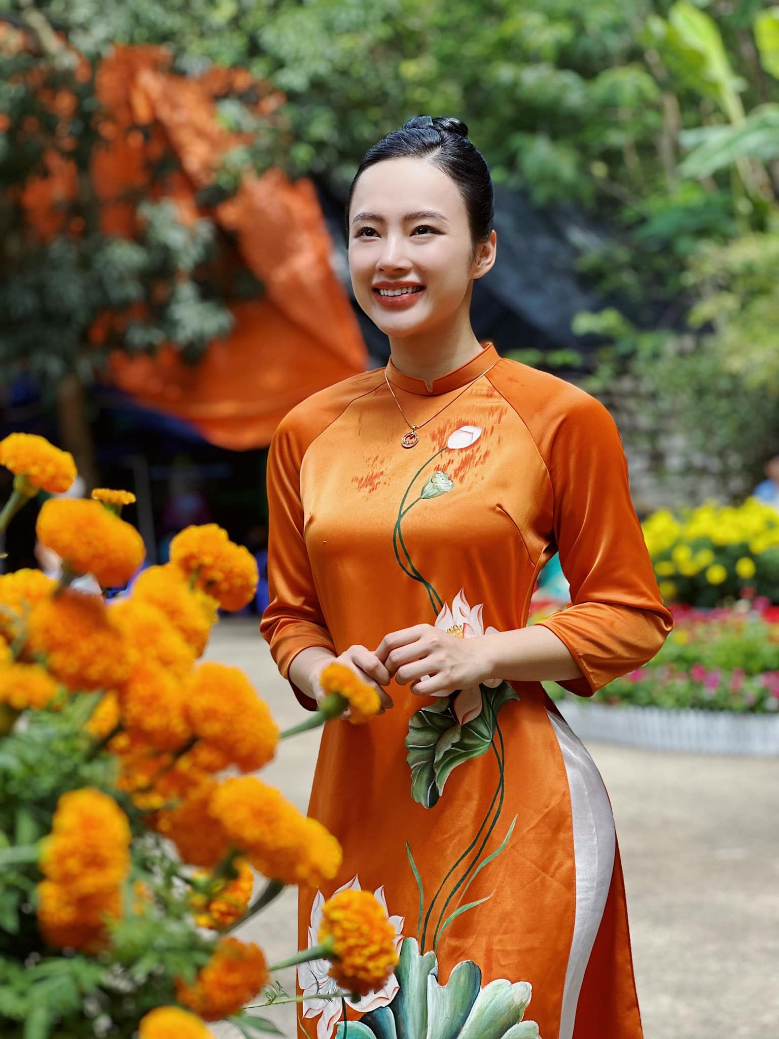 angela-phuong-trinh-2-1685672941.jpg
