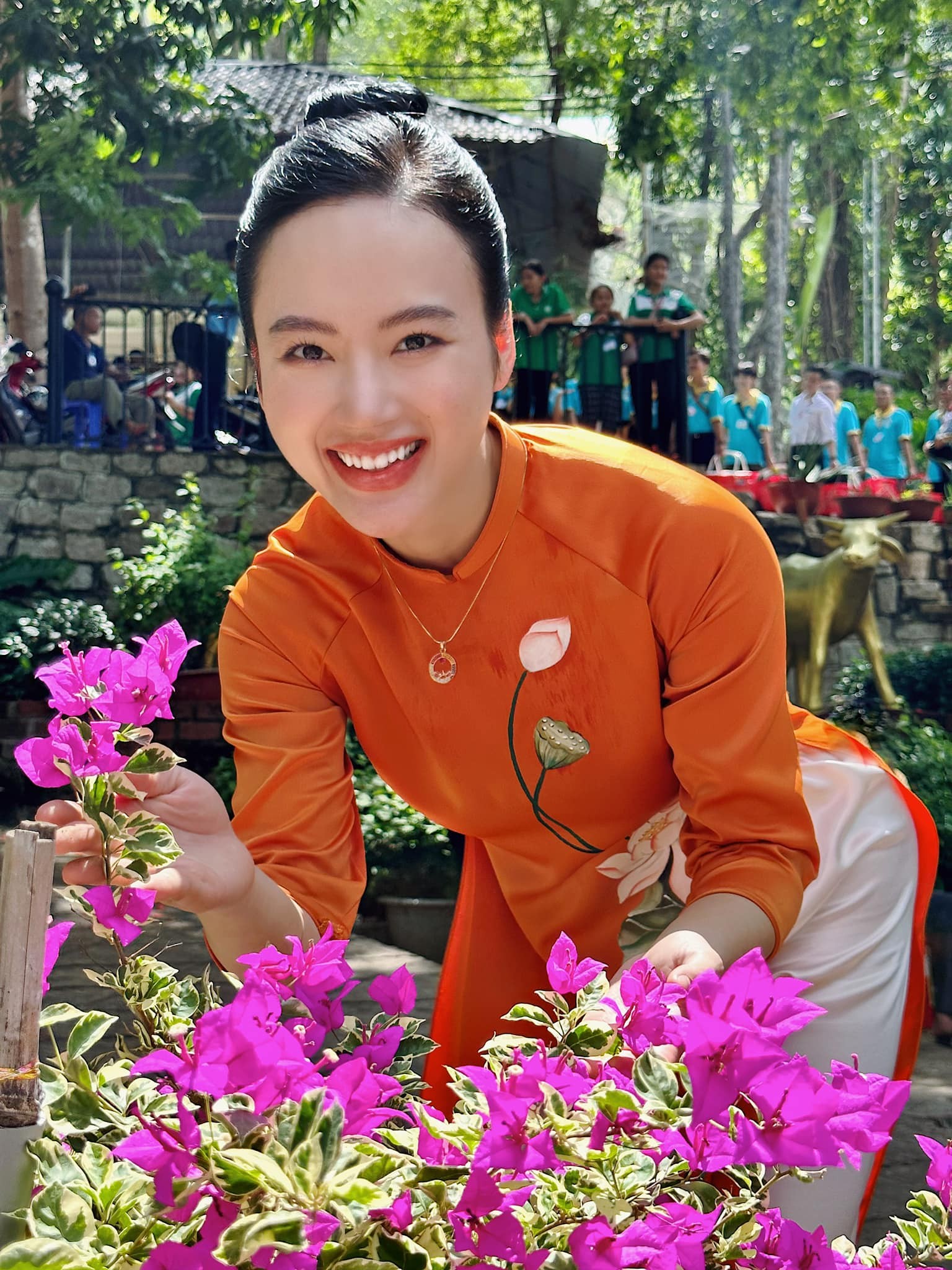 angela-phuong-trinh-3-1685672941.jpg