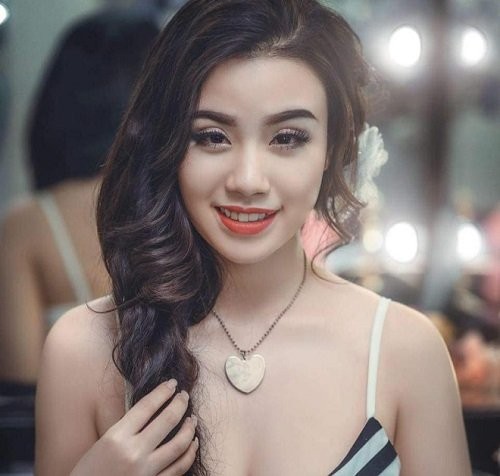 linh-miu-clip-nong-1-1685693999.jpg