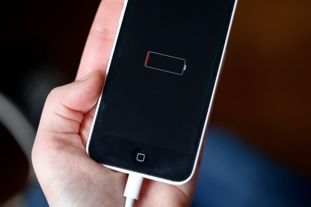 2-ung-dung-lam-can-kiet-pin-iphone-2-1685805939.jpg