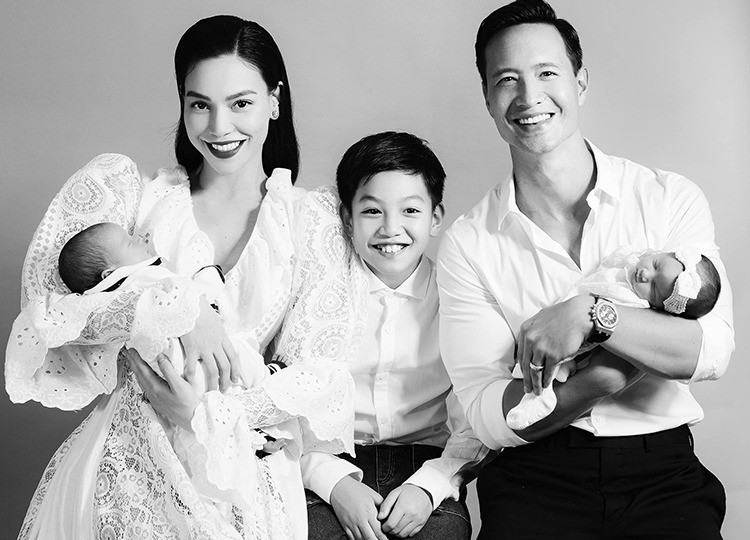 ho-ngoc-ha-kim-ly-1-7799-1606276-1685861826.jpeg