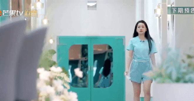 chi-pu-bat-khoc-ty-ty-dap-gio-1-1685938926.gif