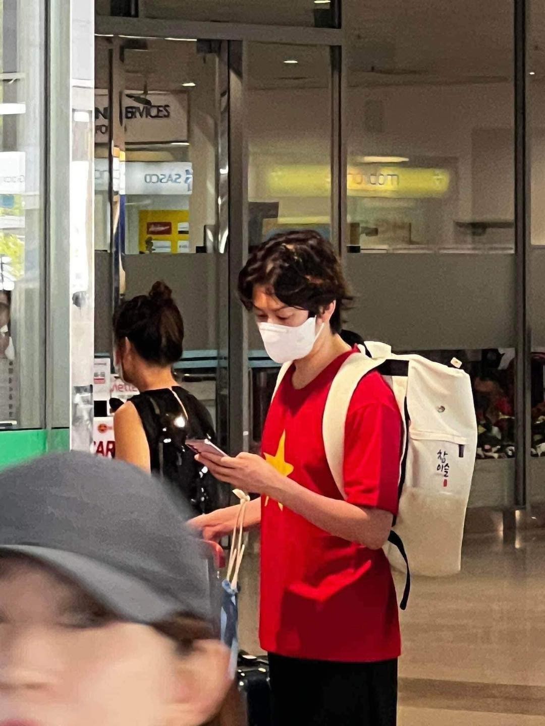 heechul-vietnam-6-1686650603.jpg