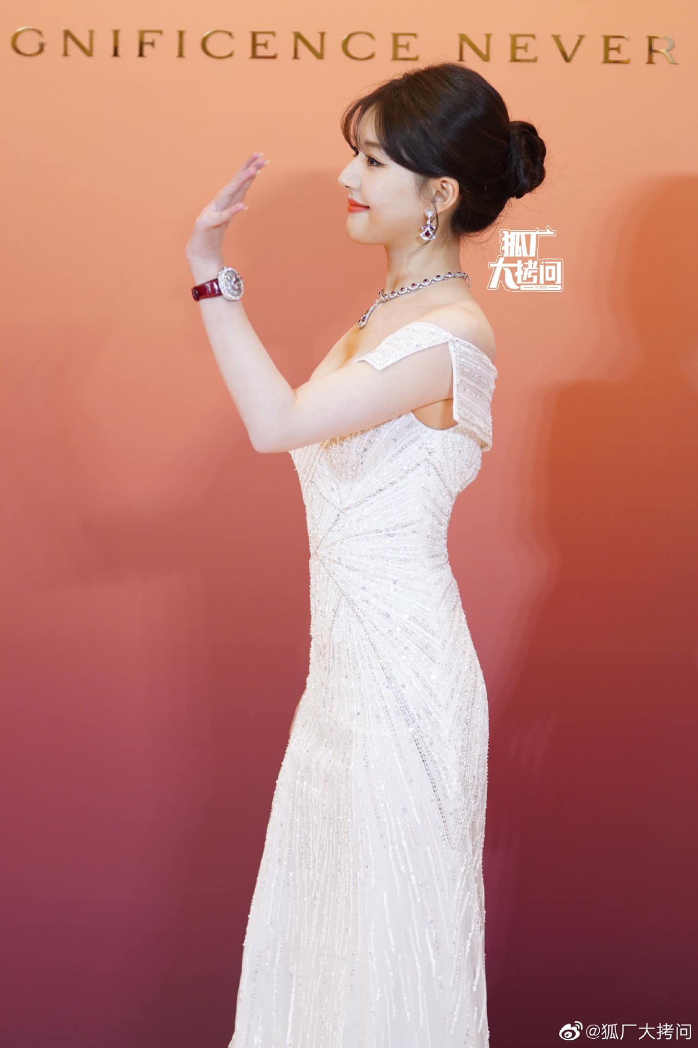 trieu-lo-tu-xinh-nhu-tien-nu-1-1686816959.jpg