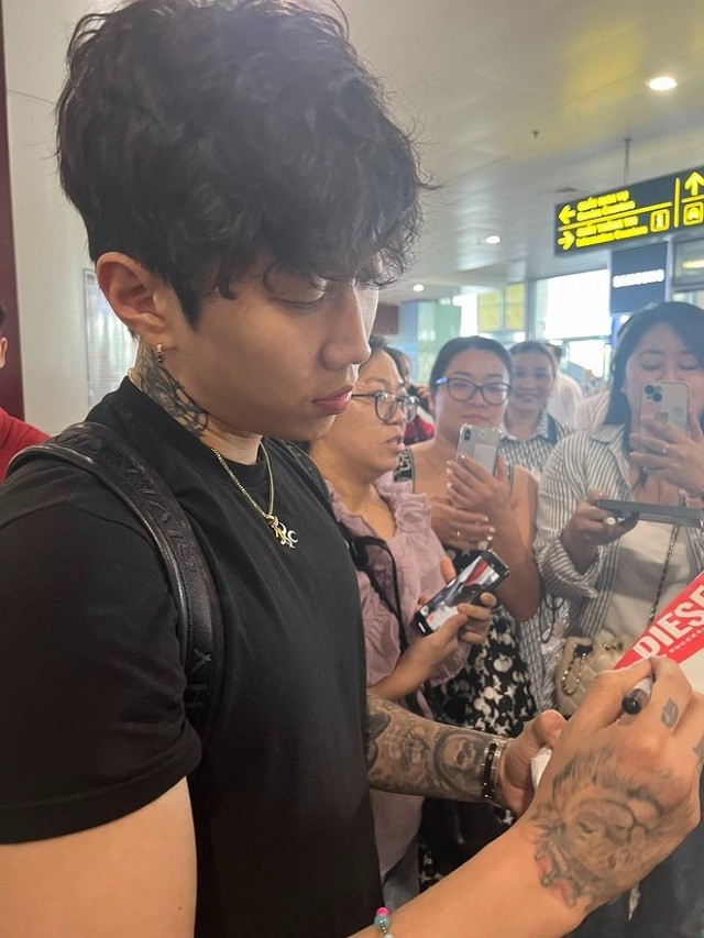 jay-park-1-1687515301.jpg
