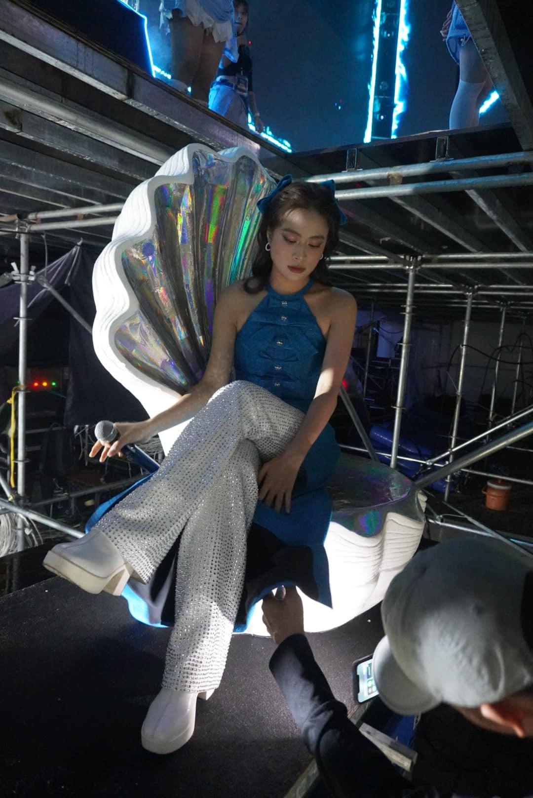 hoang-thuy-linh-1-1687856144.jpg