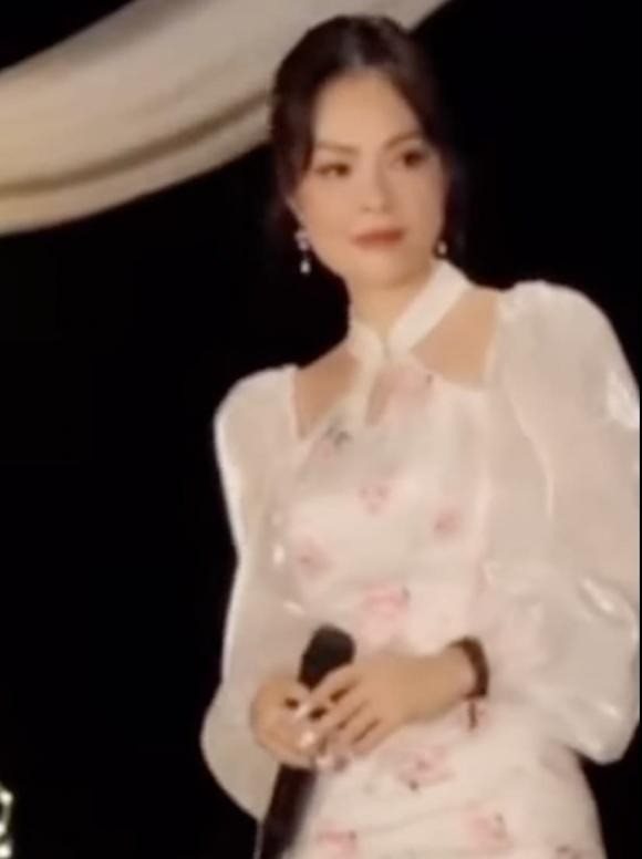 duong-cam-lynh-chay-show-miet-ma-1688035481.jpg