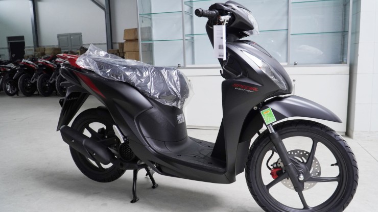 gia-xe-honda-vision-cuoi-thang-62023-re-nhu-cho-khong-mua-tieu-sh-luc-nay-thi-cho-bao-gio-anh-3-1688098253.jpg