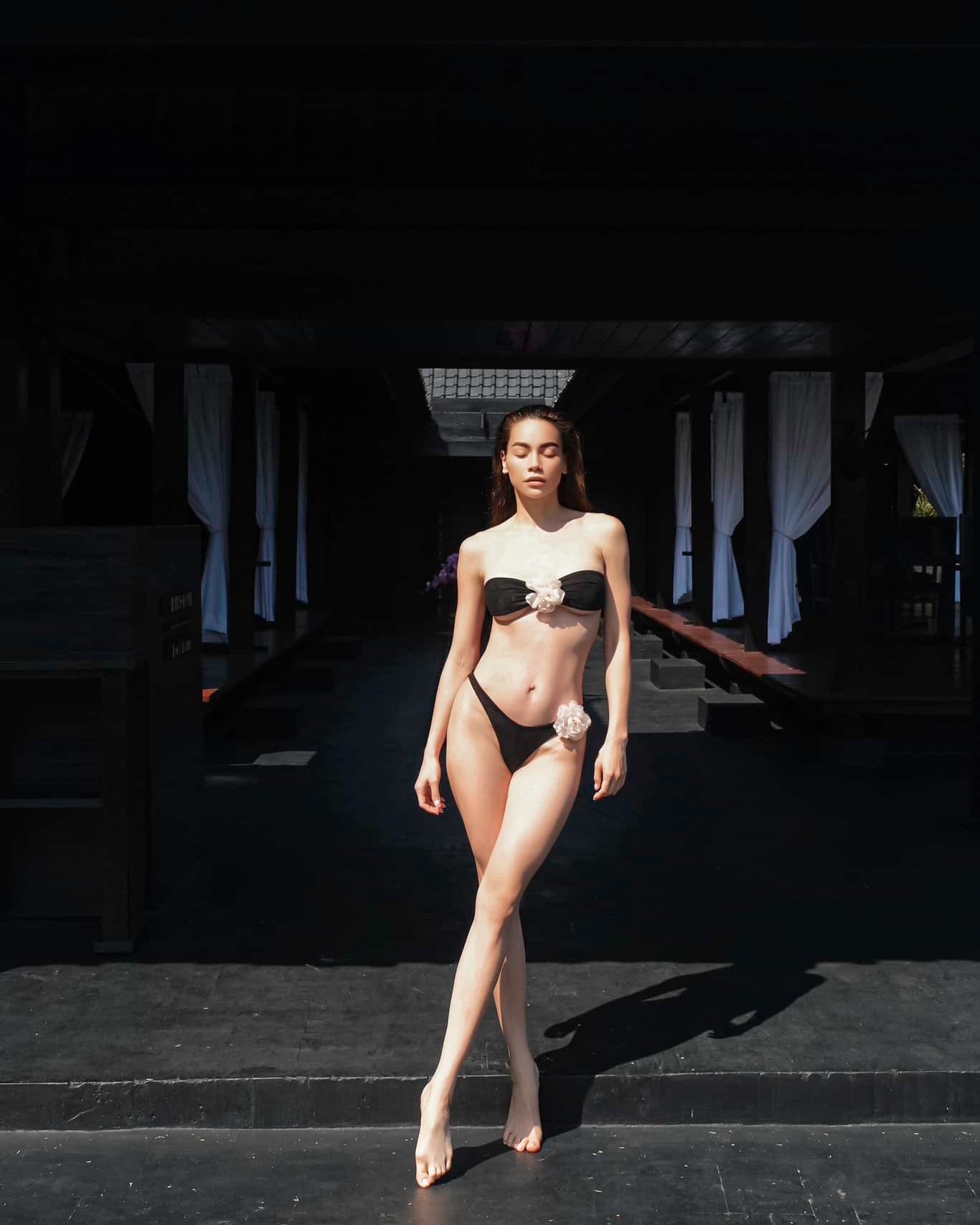 ho-ngoc-ha-bikini-1-1687750922-1688110931.jpg