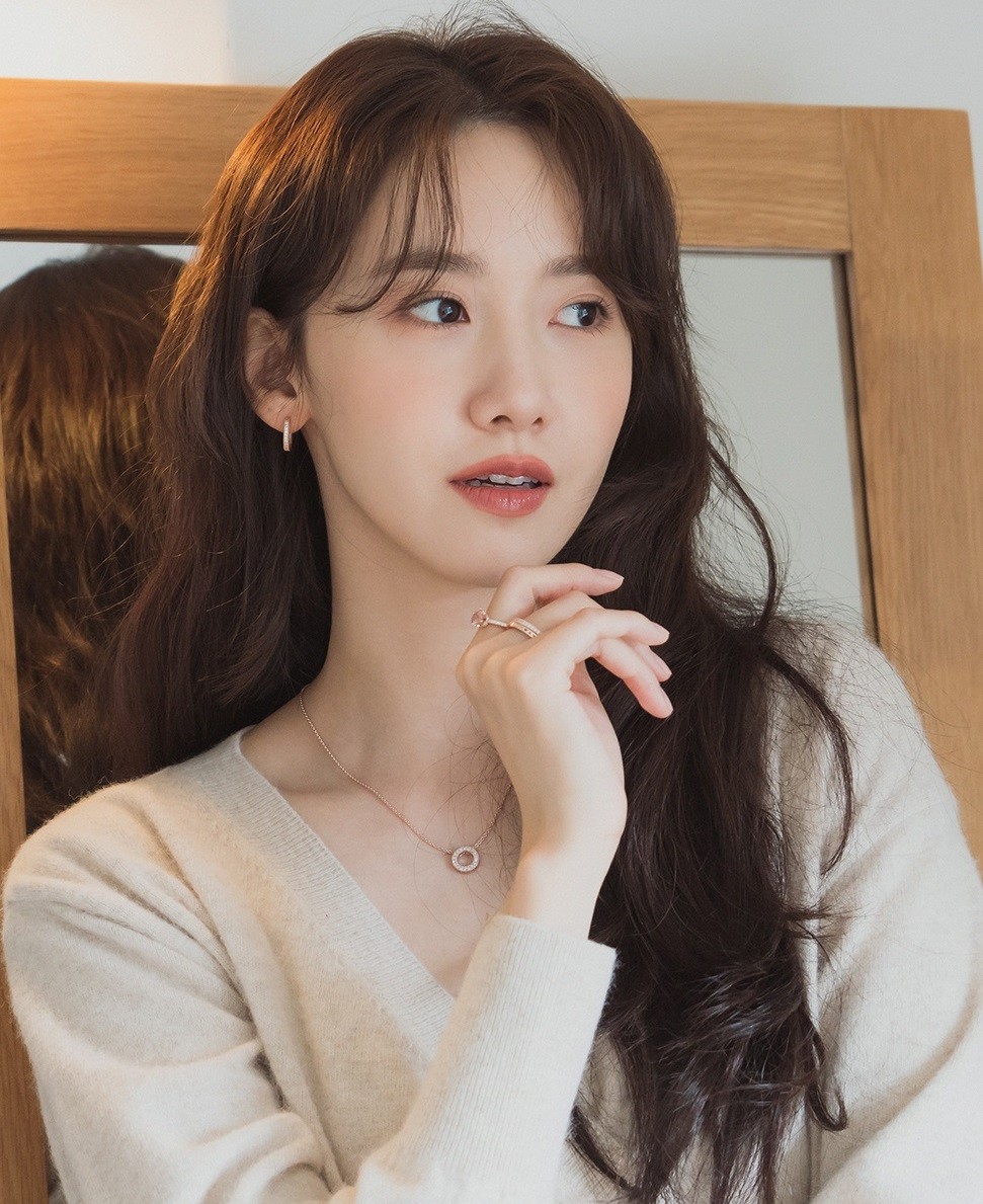 yoona-junho-hen-ho-2-1688352451.jpg