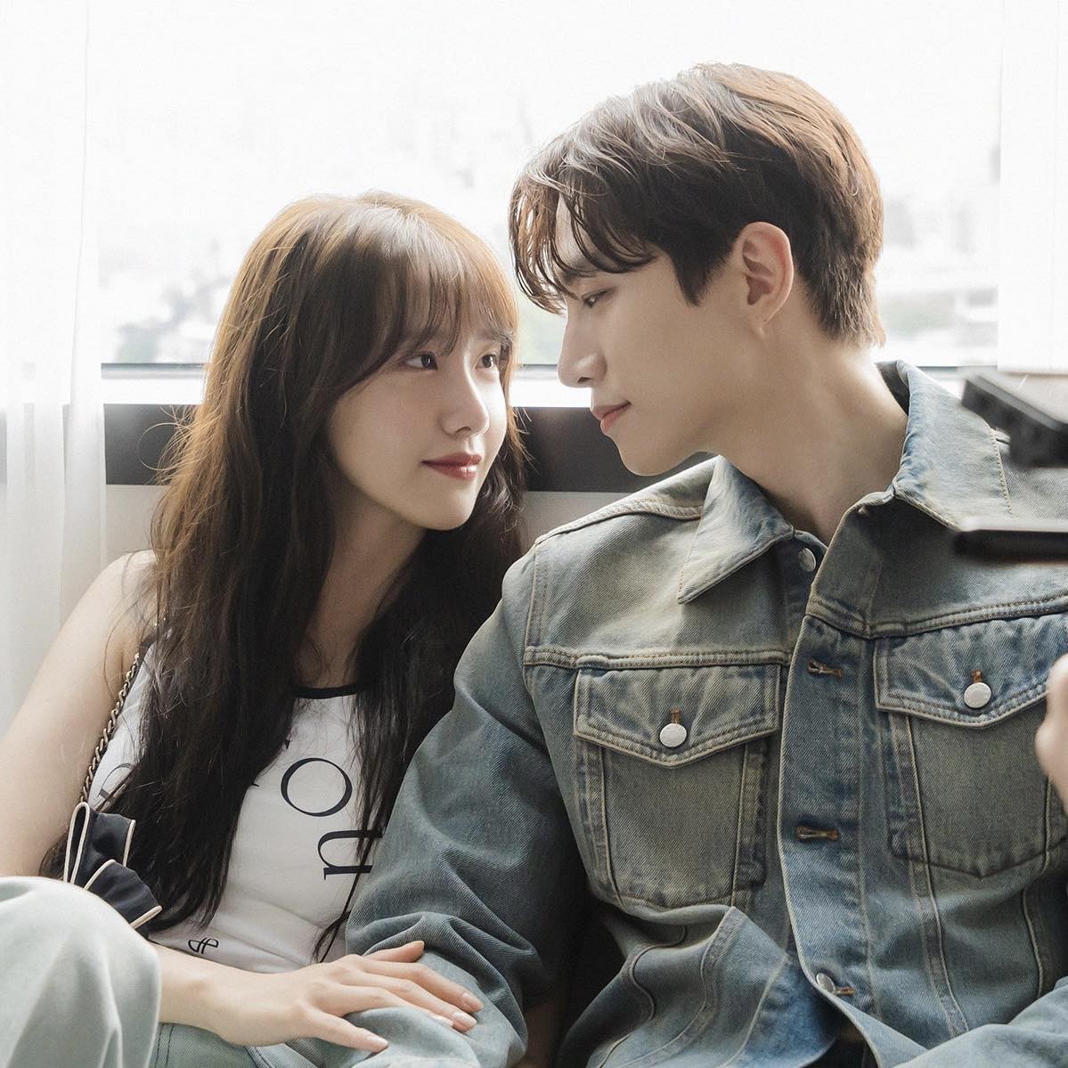 yoona-junho-hen-ho-4-1688366315.jpg