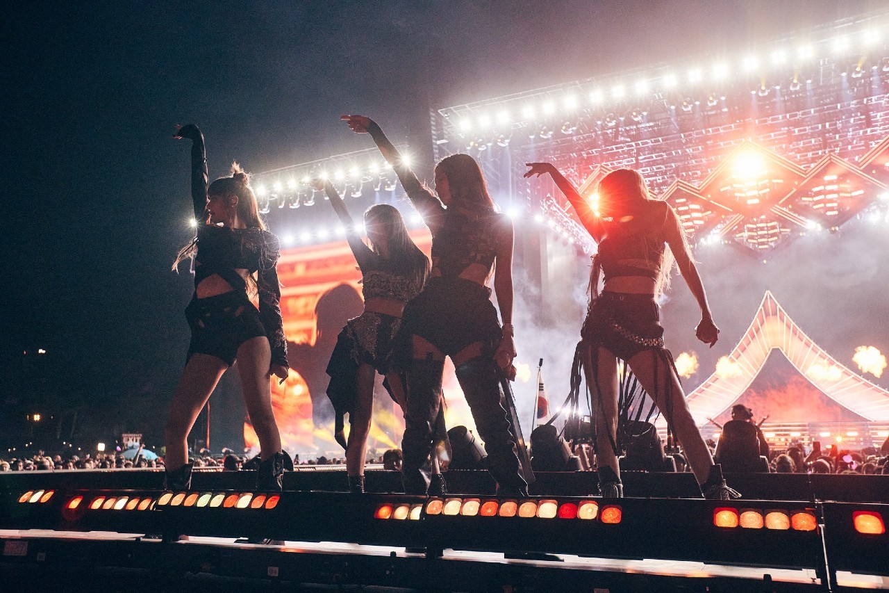 blackpink-vietnam-10-1688530537.jpg