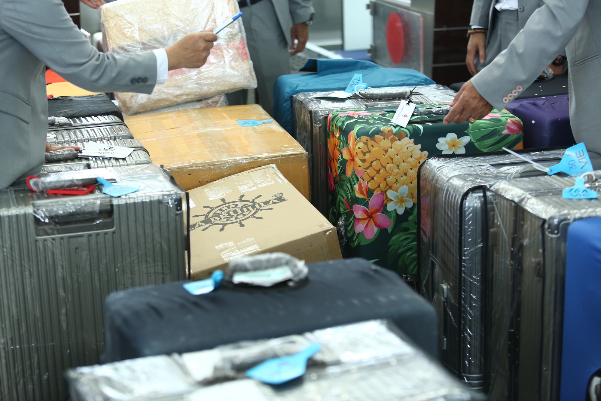 doi-tuyen-nu-di-new-du-wc-hanh-ly-1688524710565835376533-1688530183.jpg