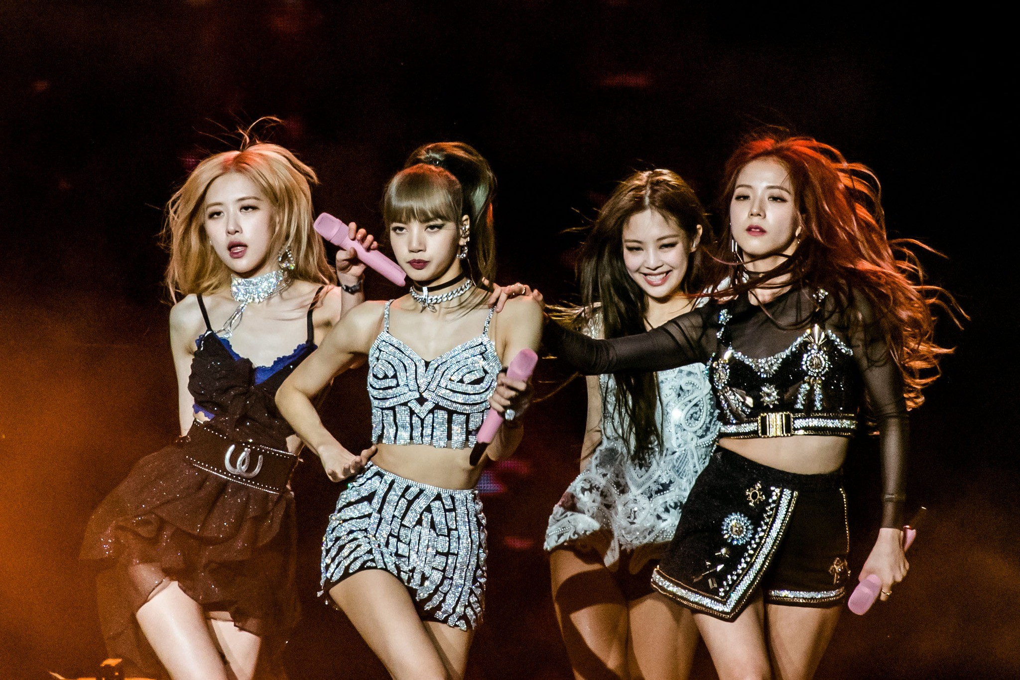 blackpink-ban-do-luoi-bo-2-1688639591.jpg