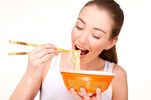 makanan-yang-cepat-membuat-lapar-23451-1688616452.jpg