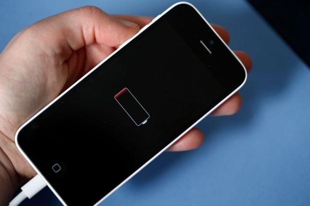 cai-dat-xau-lam-hao-pin-iphone-2-1688700259.jpg