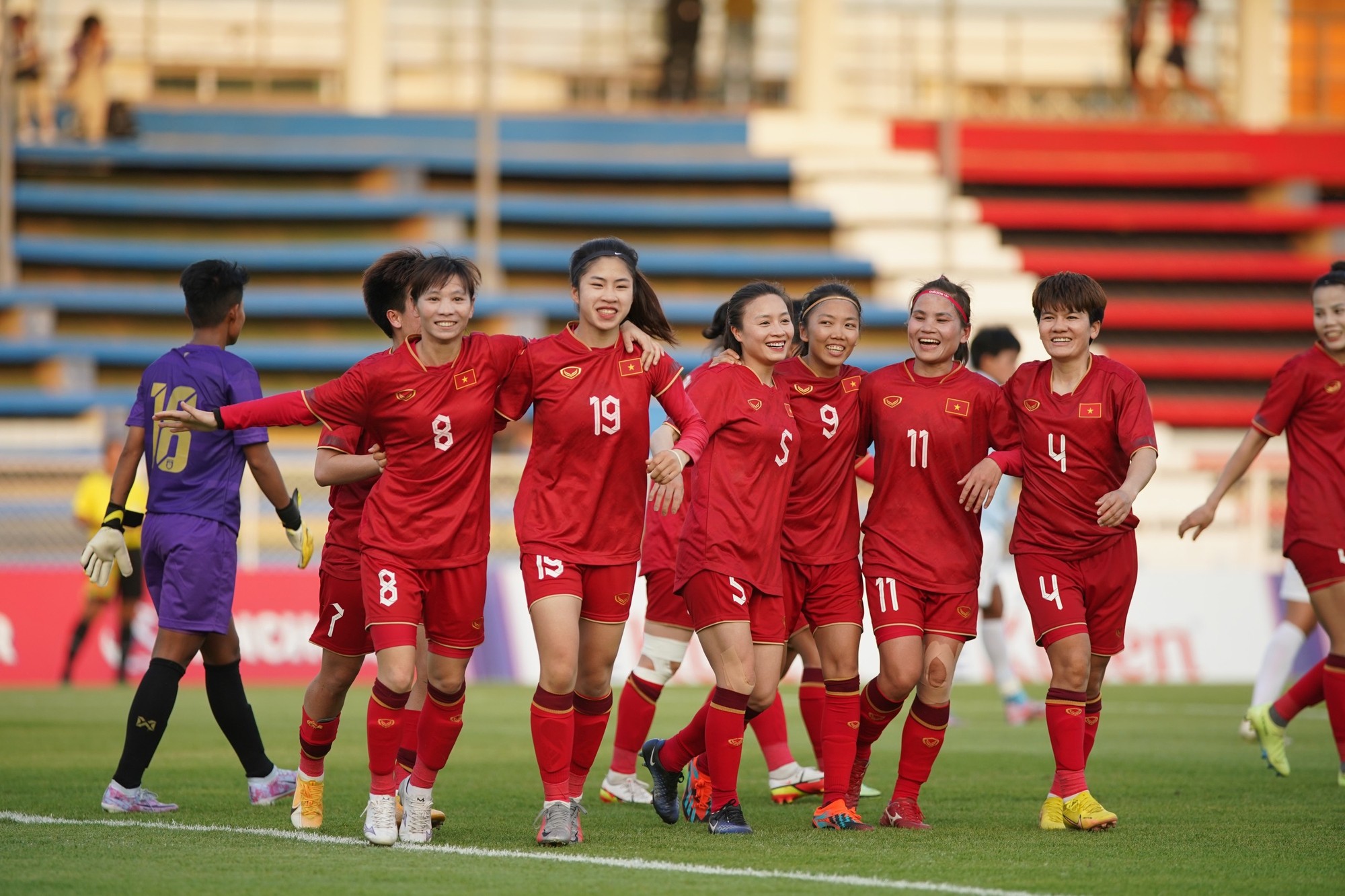 9-tuyen-nu-vn-16833850414311740989738-1689146904.jpg
