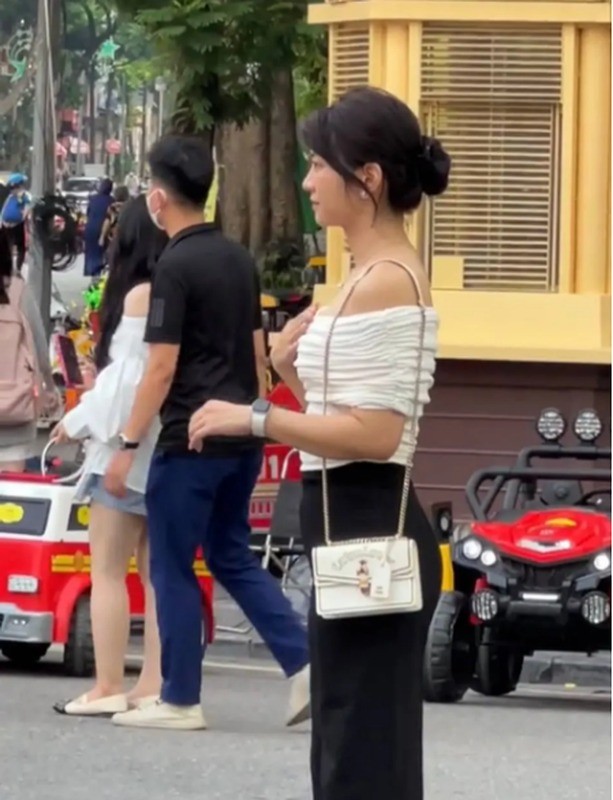 le-bong-camera-thuong-2-1689132583.jpg
