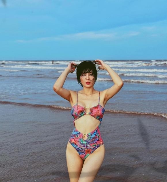 thanh-huong-khoe-body-truoc-bien-1-1689697752.jpg
