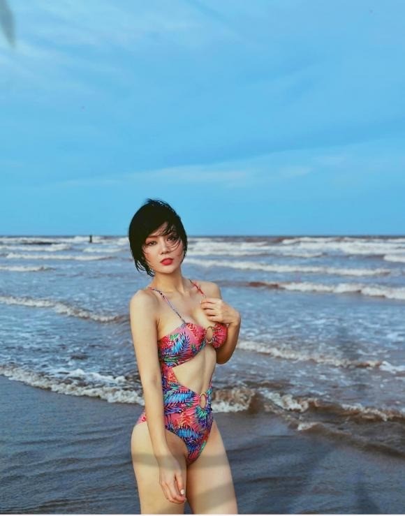 thanh-huong-khoe-body-truoc-bien-4-1689697752.jpg