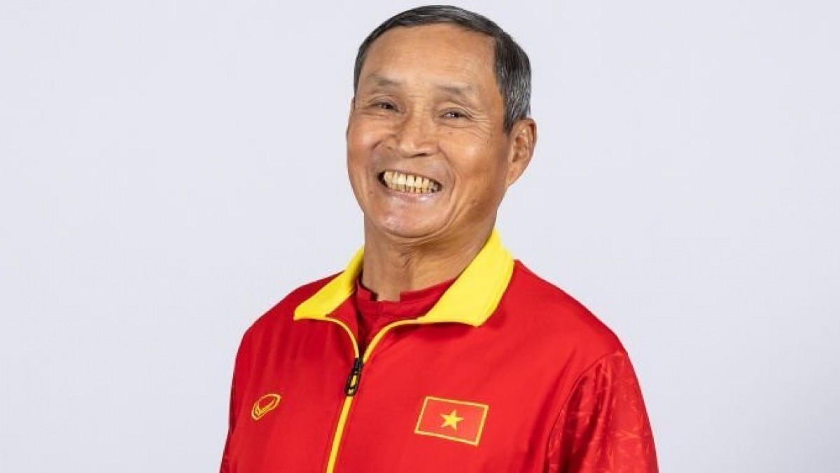 dt-nu-vietnam-chup-anh-10-1689736479.jpg