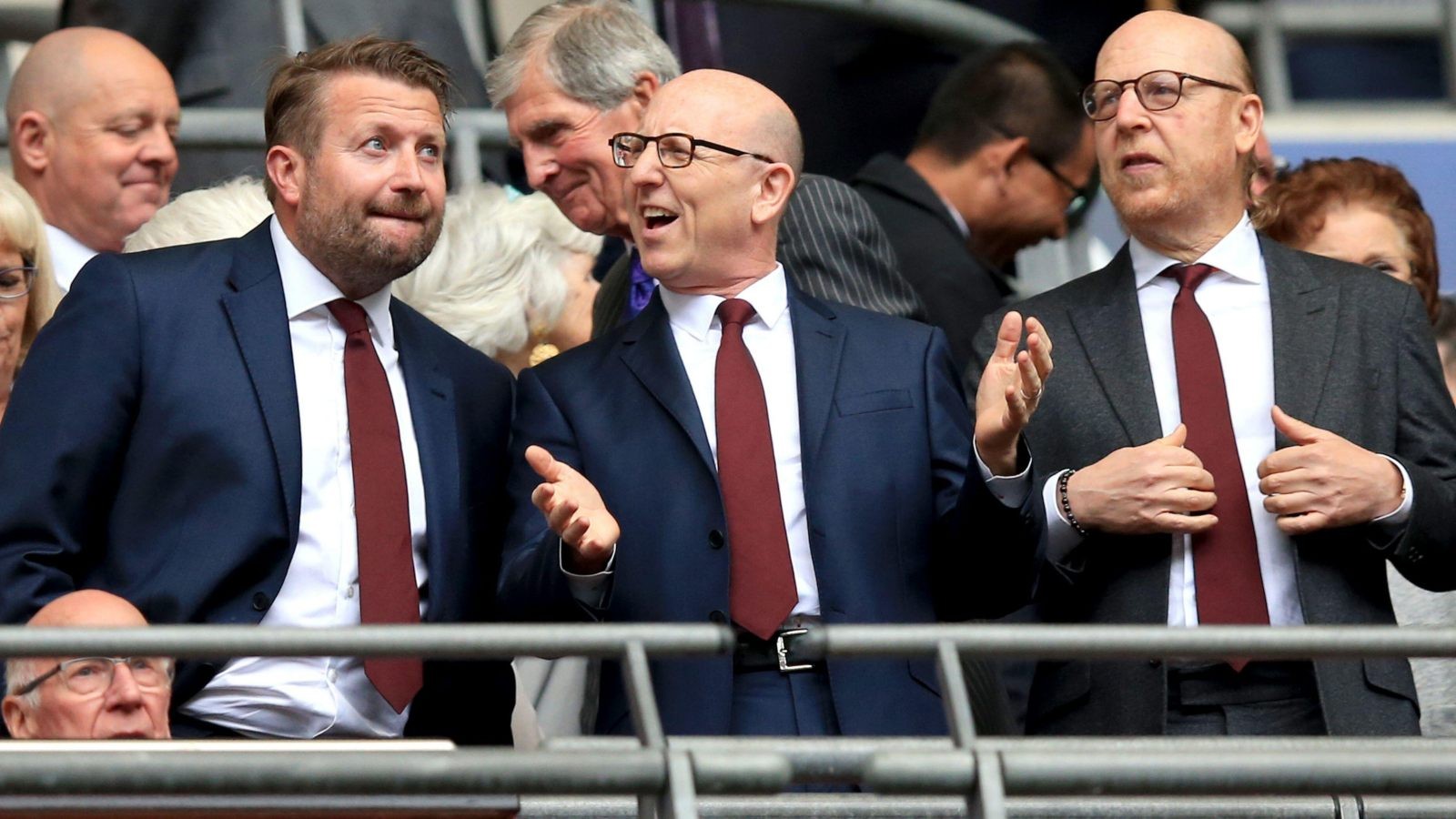 manchester-united-richard-arnold-joel-glazer-and-avram-glazer-1690259424.jpg