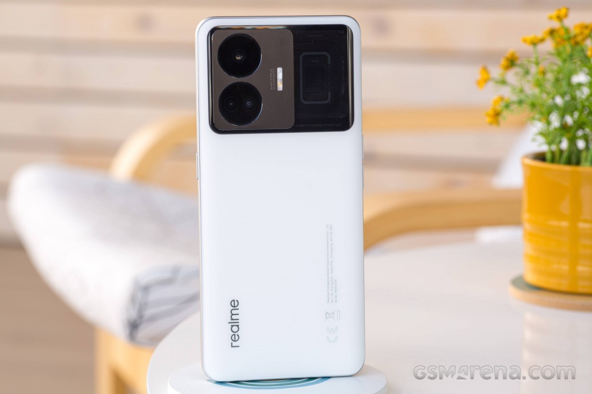 realme-3-1690279233.jpg