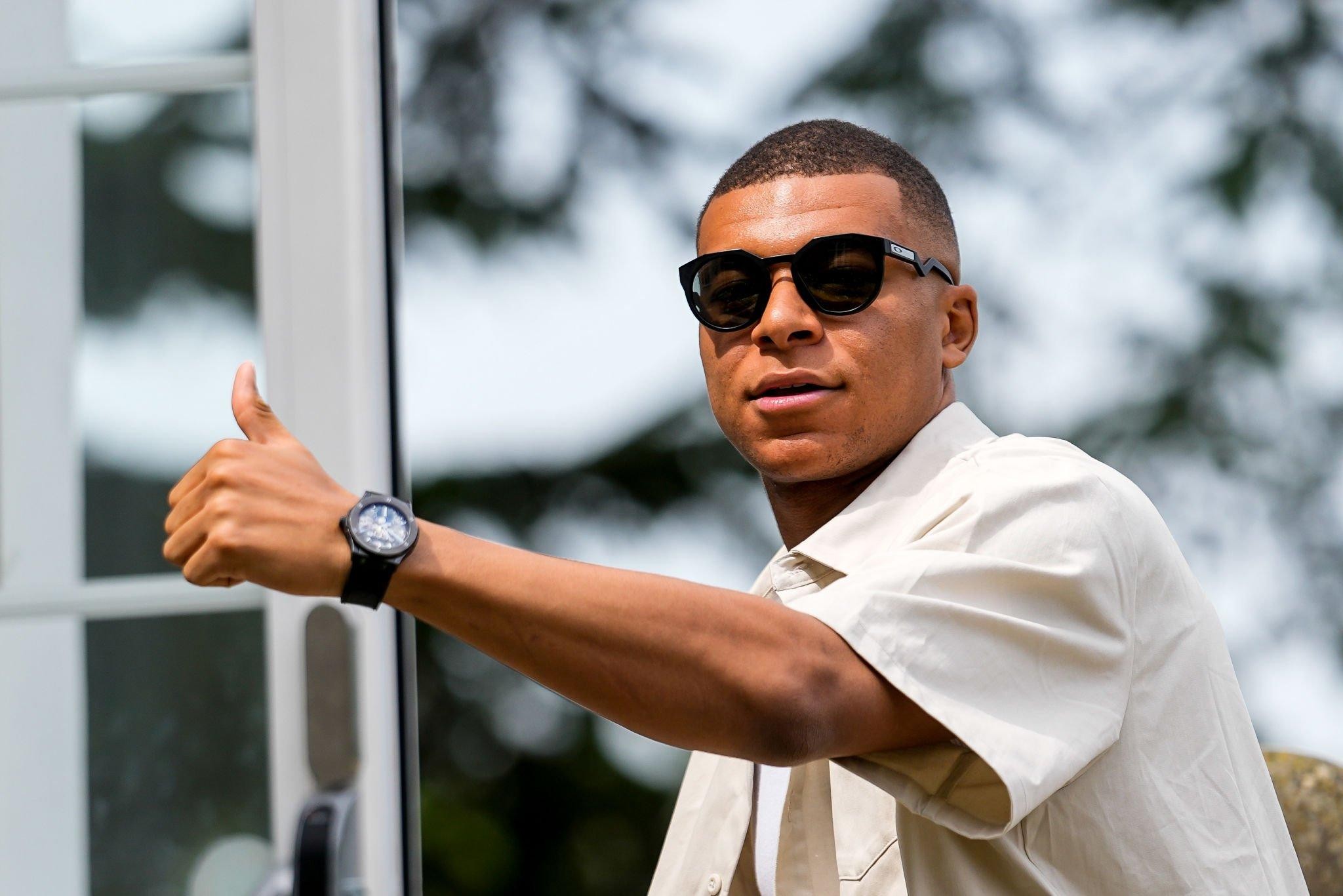 mbappe-sang-monaco-1690605589.jpg