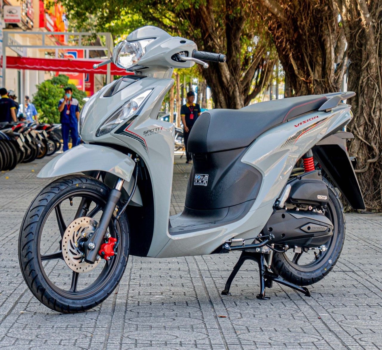 honda-vision-2023-9-202736-1-1690798454.jpg