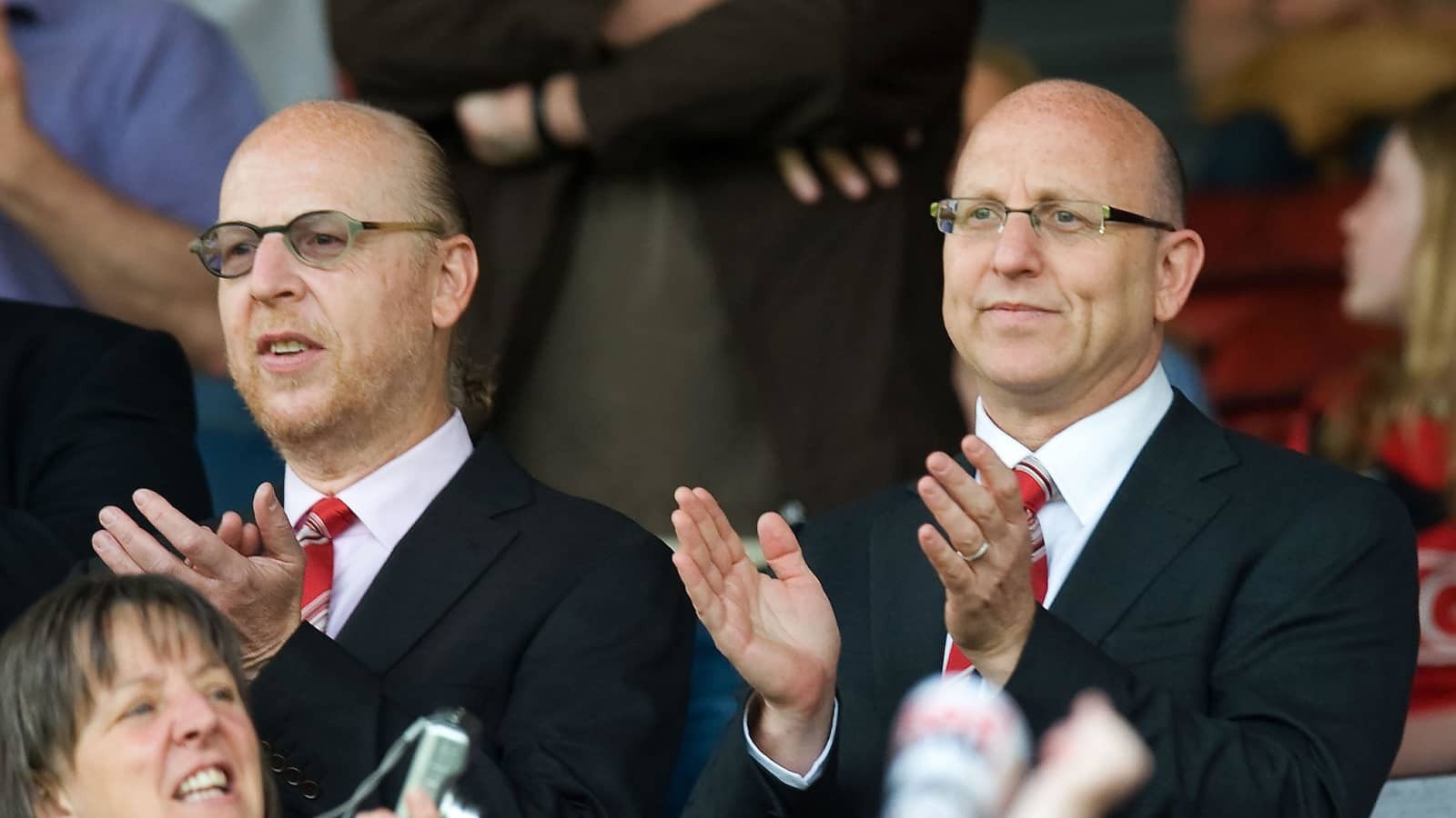 man-utd-owners-joel-glazer-avram-glazer-1690951538.jpg