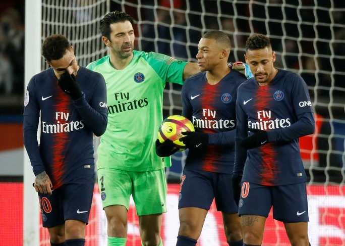 mbappe-vs-buffon-neymar-kurzawa-15494111382991410496530-1690950620.jpg