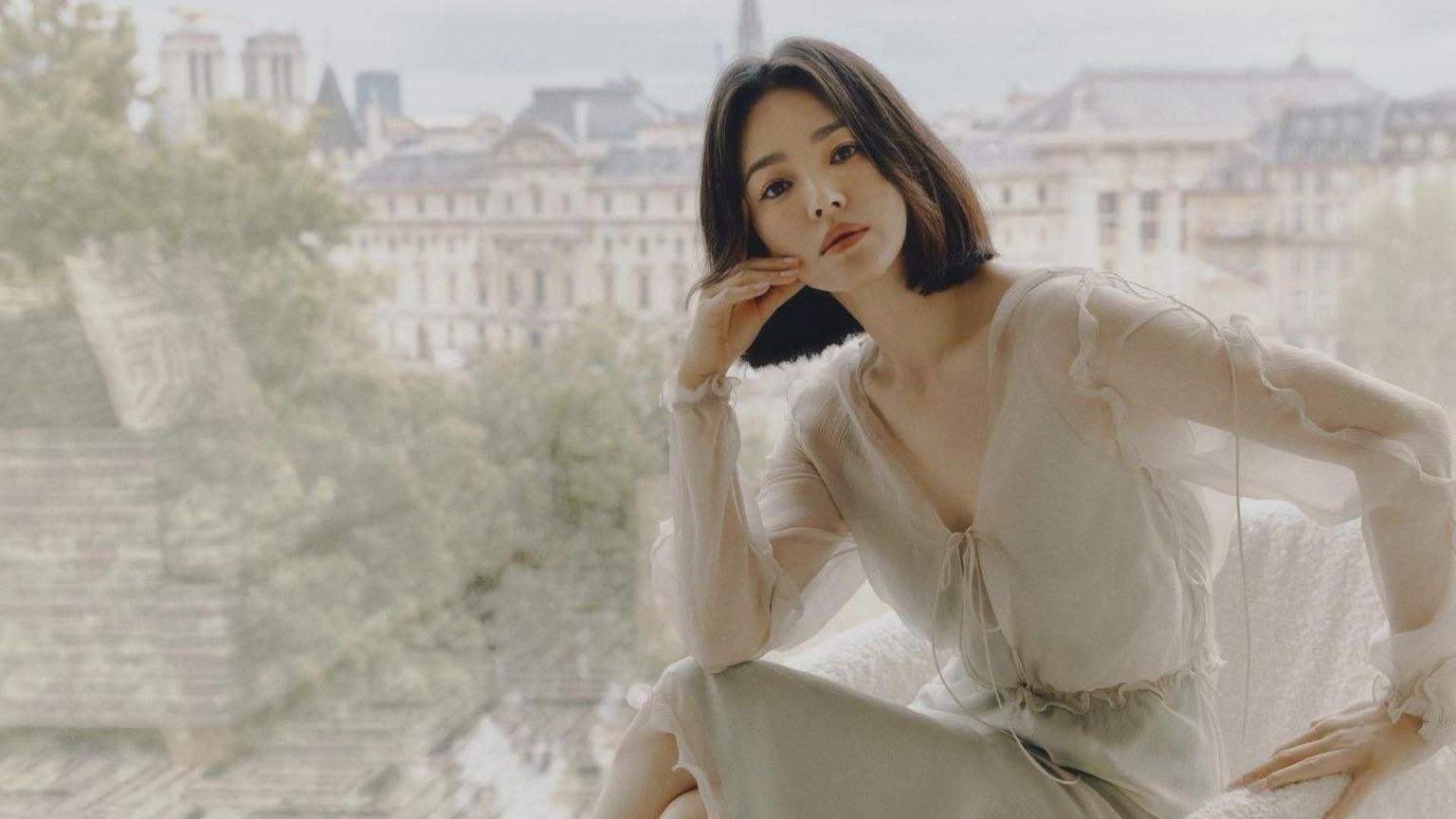 song-hye-kyo-tai-san-2-1691579340.jpg