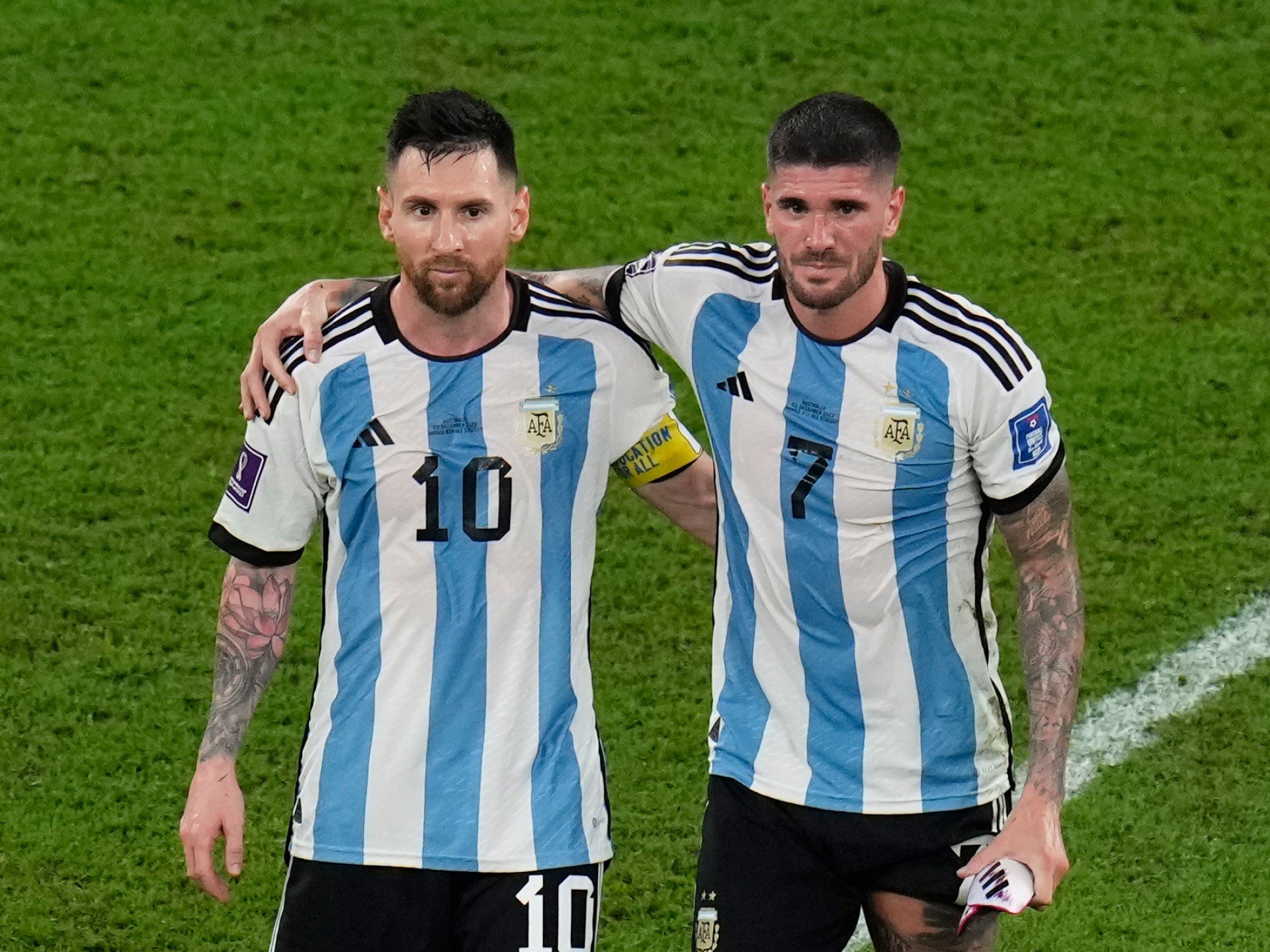 argentinas-lionel-messi-left-teammate-780349162-1691657770.jpg