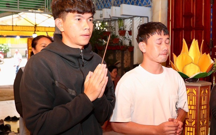 minh-vuong-den-thap-huong-cho-thanh-vien-hagl-1691919711.jpg