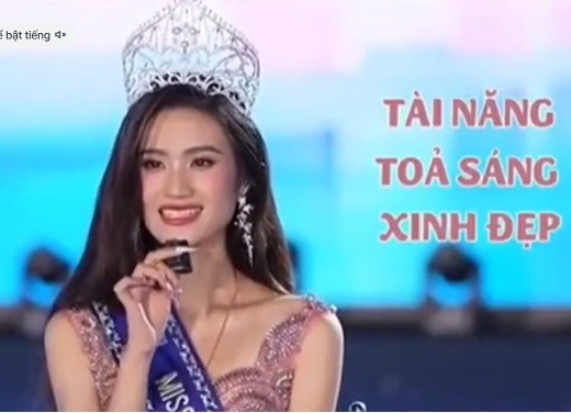 hoa-hau-y-nhi-tra-loi-phong-van-1-1692066684.jpg