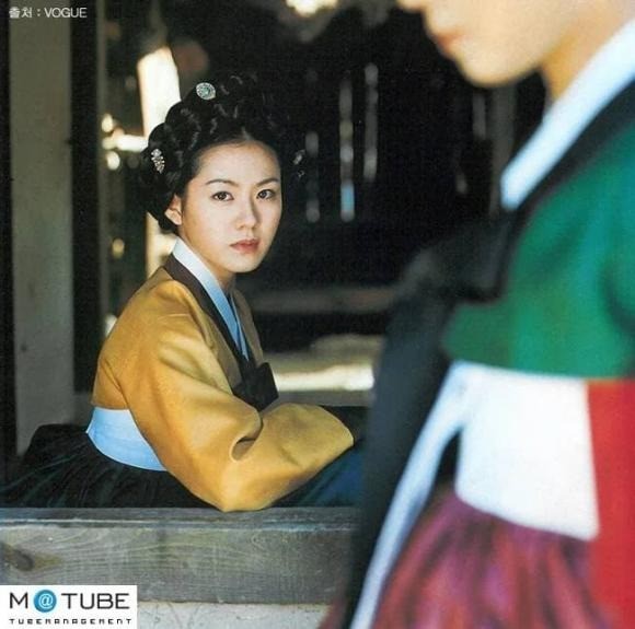 son-ye-jin-trung-thu-6-1692269984.jpg