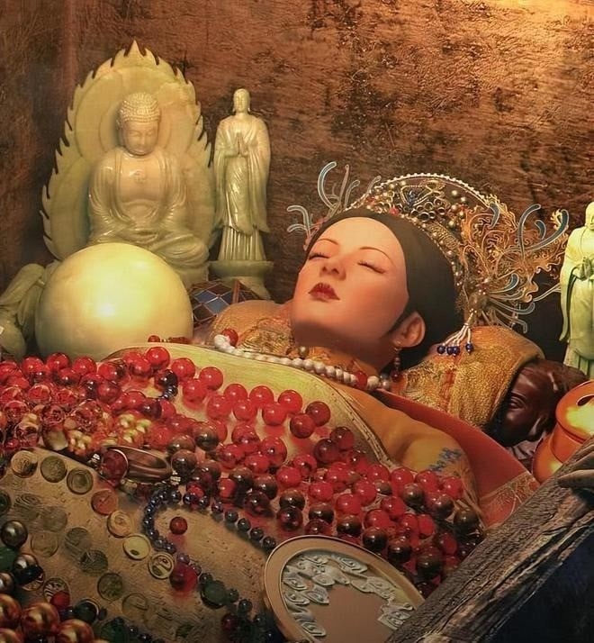 tu-hi-thai-hau-2-1692591208.jpg